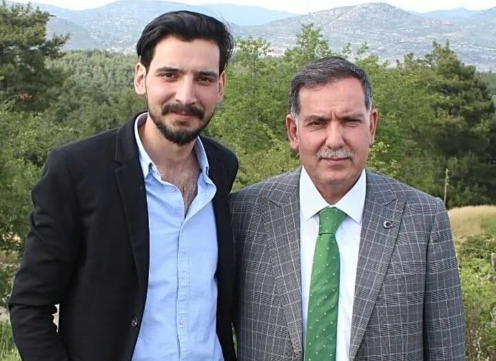 AK Parti Adana milletvekili neden istifa etti?: Oğlu makam aracıyla uyuşturucu ticareti yapmış