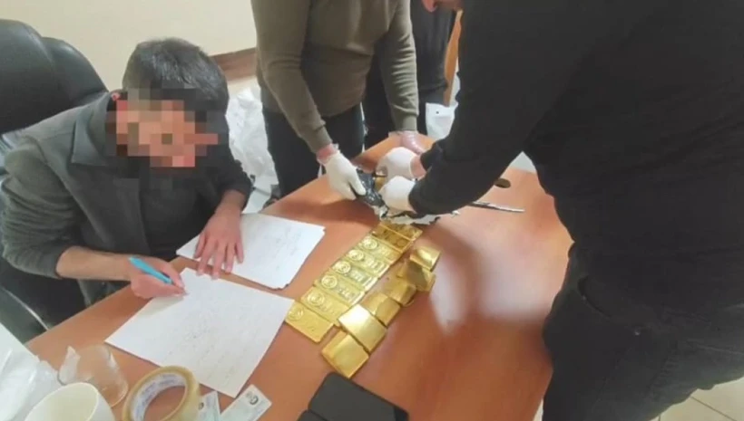 Havalimanında 66 kilo altınla yakalandı