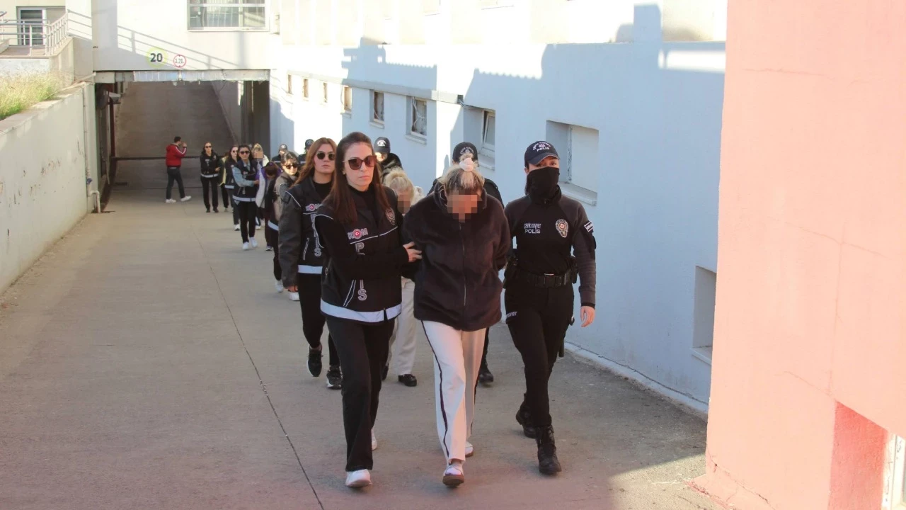 Karşılıksız Çek Çetesi Çökertildi: 328 Milyonluk Vurgun, 15 Tutuklama