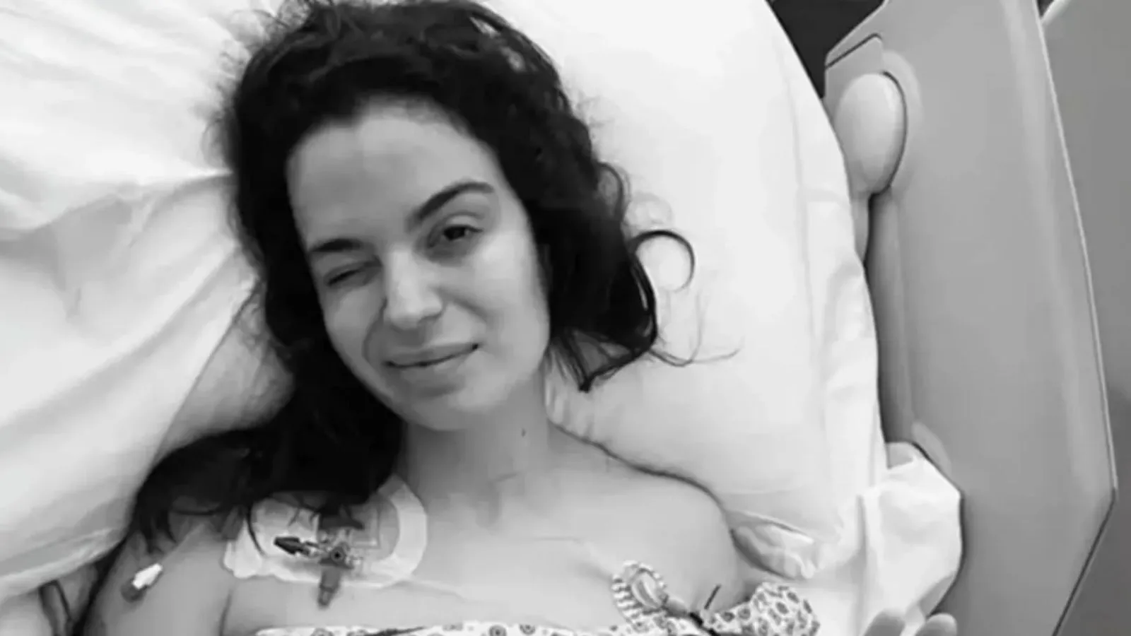 Aslı Bekiroğlu ameliyat sürecini anlattı: “Miyom ameliyatında bağırsağımı kestiler, iki operasyon daha olacağım”