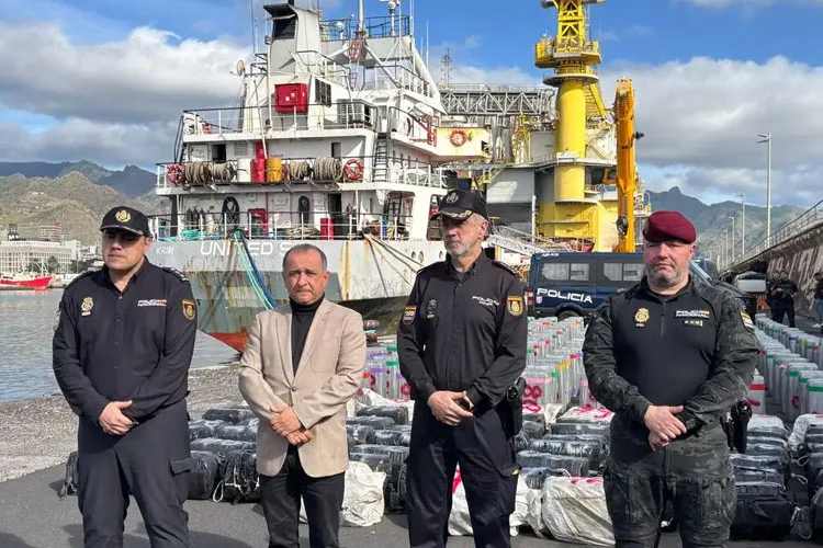 Kamer Shipping’den “UNITED S” İddialarına Yalanlama: Gemi Satıldı, Bağımız Yok