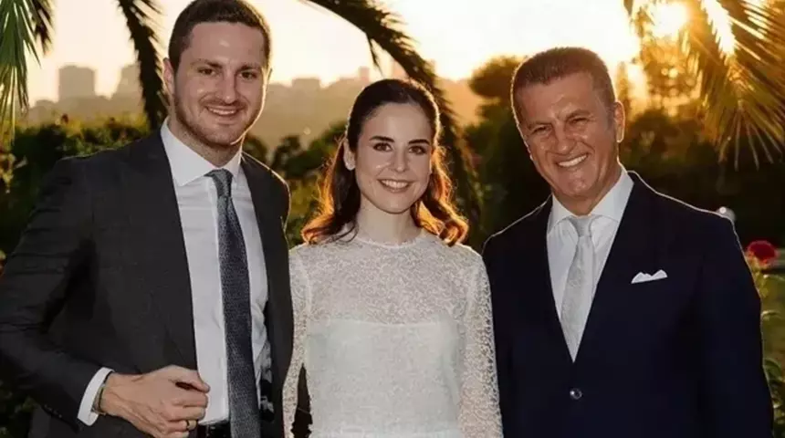 Revna Çakır ve Ömer Sarıgül'ün boşanma davası şok tazminatla bitti!