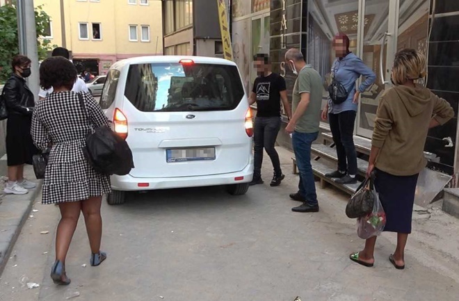 Denizli’de Masaj Salonuna Fuhuş Baskını! Müşteriler Suçüstü Yakalandı