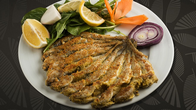 Balık sevenler fırında mısır unlu istavrit tarifi ile balığa bir kez daha aşık olacak