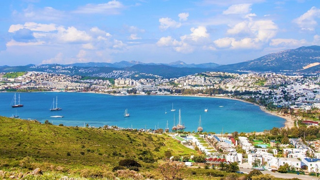 Bodrum ve Çeşme’de otel yapıp ev diye satan müteahhitler yandı!